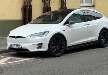 Tesla Model X 139.800 km 43.999 &euro; Köln 50672