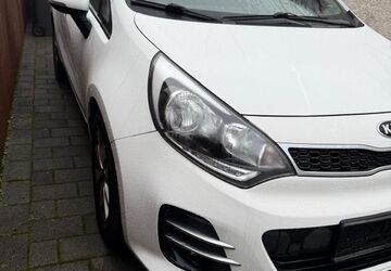 Kia Rio 119.917 km 8.500 &euro; Roßdorf 63480