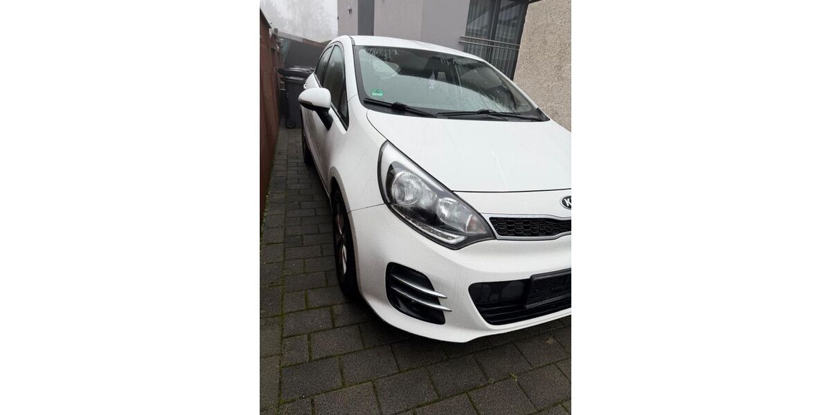 Kia Rio 119.917 km 8.500 &euro; Roßdorf 63480