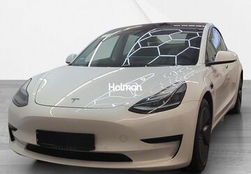 Tesla Model 3 48.893 km 24.728 &euro; Eschborn 65760