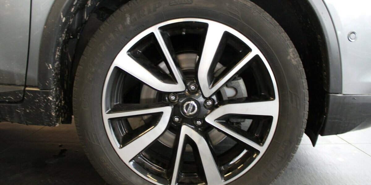 Nissan X-Trail 1.7 dCi ALL-MODE 4x4i Tekna - AHK - 62.364 km 22.980 &euro; Euskirchen 53881