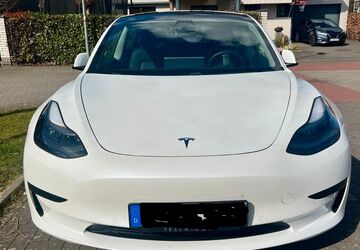 Tesla Model 3 97.000 km 21.200 &euro; Rheine 48431