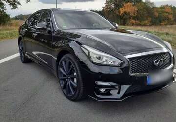 INFINITI Q70 97.000 km 16.690 &euro; Bad Oeynhausen 32547