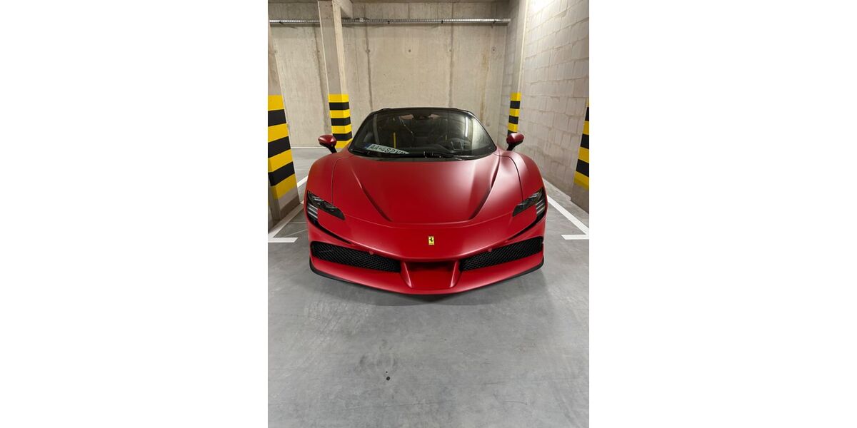 Ferrari SF90 5.300 km 400.000 &euro; Nowy Targ 