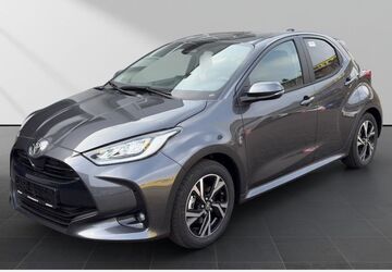 Toyota Yaris 9.200 km 23.489 &euro; Solingen 42719