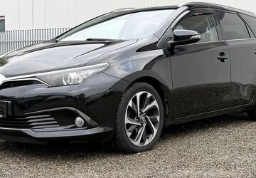Toyota Auris 159.200 km 8.990 &euro; Reutlingen 72766