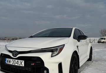 Toyota Corolla 14.500 km 39.900 &euro; warsaw 