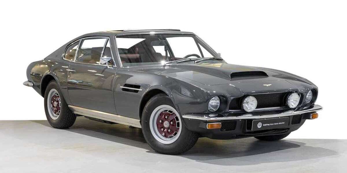 Aston Martin V8 34.350 km 169.888 &euro; München 80809