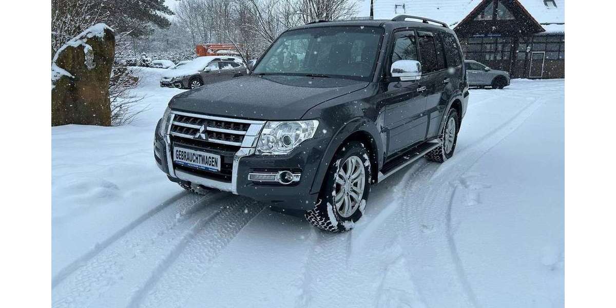 Mitsubishi Pajero 187.393 km 24.900 &euro; Romrod-Zell 36329