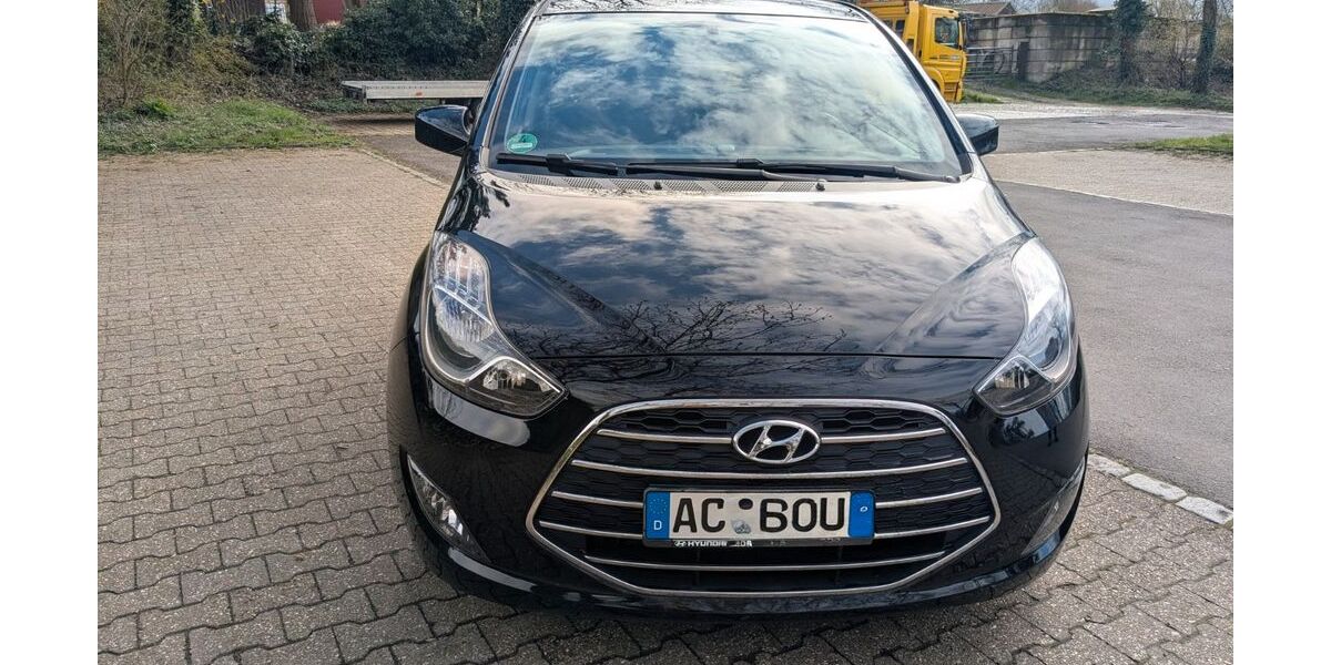 Hyundai ix20 107.900 km 8.250 &euro; Aachen 52076