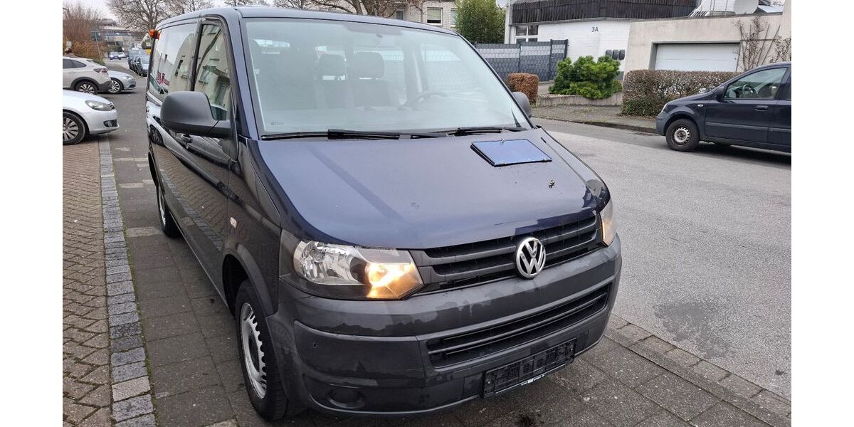 VW T5 Transporter 334.000 km 9.350 &euro; Paderborn 33100