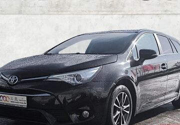 Toyota Avensis 128.248 km 13.900 &euro; Schwerin 19057