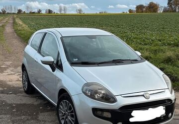 Fiat Punto Evo 112.000 km 2.900 &euro; Grafschaft 53501
