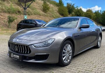Maserati Ghibli 49.000 km 41.480 &euro; Köln 50829