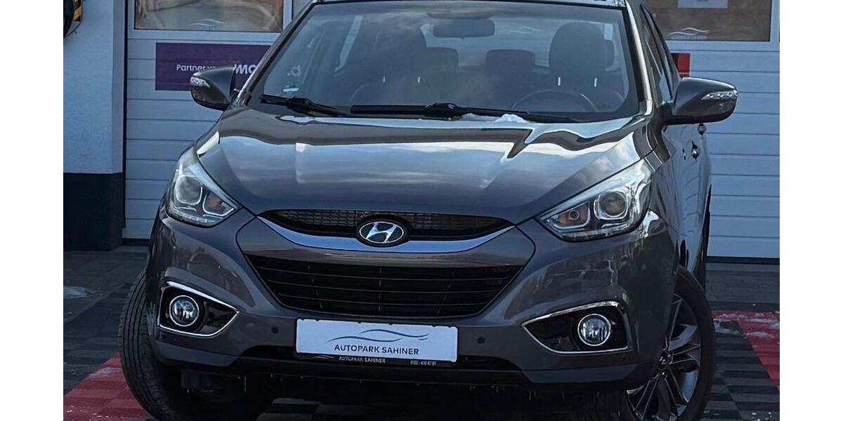 Hyundai ix35 131.600 km 8.999 &euro; VÖHRINGEN (LANDKREIS ROTTWEIL BEI STUTTGART) 72189