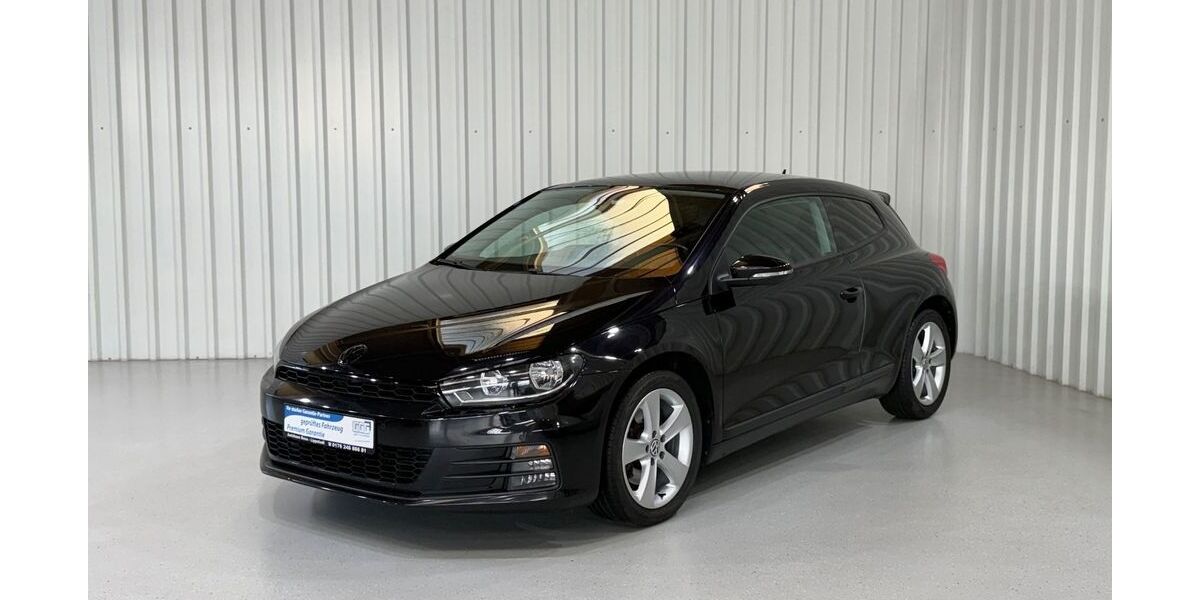 VW Scirocco 141.000 km 12.950 &euro; Lippstadt 59555