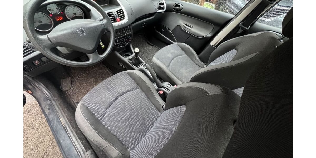 Peugeot 206 98.000 km 3.400 &euro; Bensheim 64625