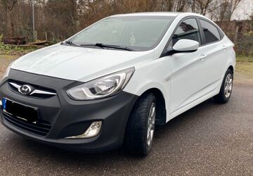 Hyundai Accent 165.000 km 5.500 &euro; SCHWÄBISCH GMÜND 73525