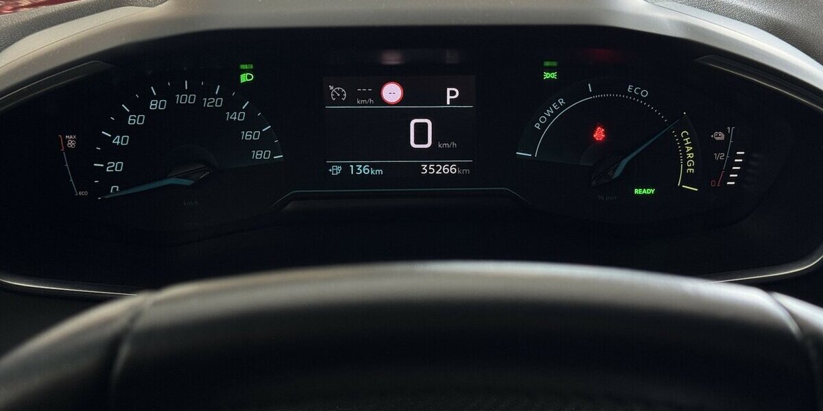 Peugeot 208 e- 136 Active Pack 1.Hand Carplay Sitzhzg 35.300 km 14.870 &euro; Lich 35423