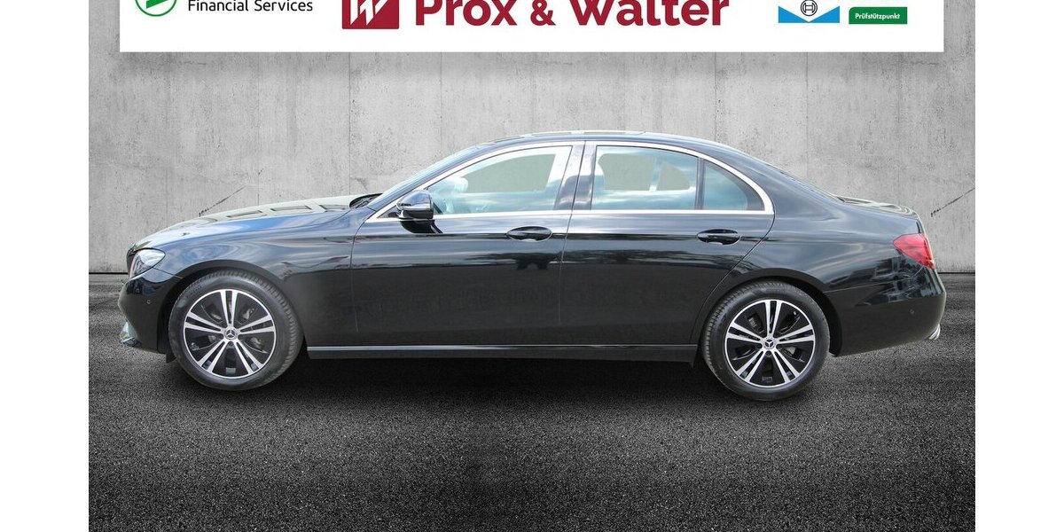 Mercedes-Benz E 220 d Avantgarde NAVI+LED+KAMERA+STANDHEIZUNG 29.693 km 36.900 &euro; Hagenow 19230