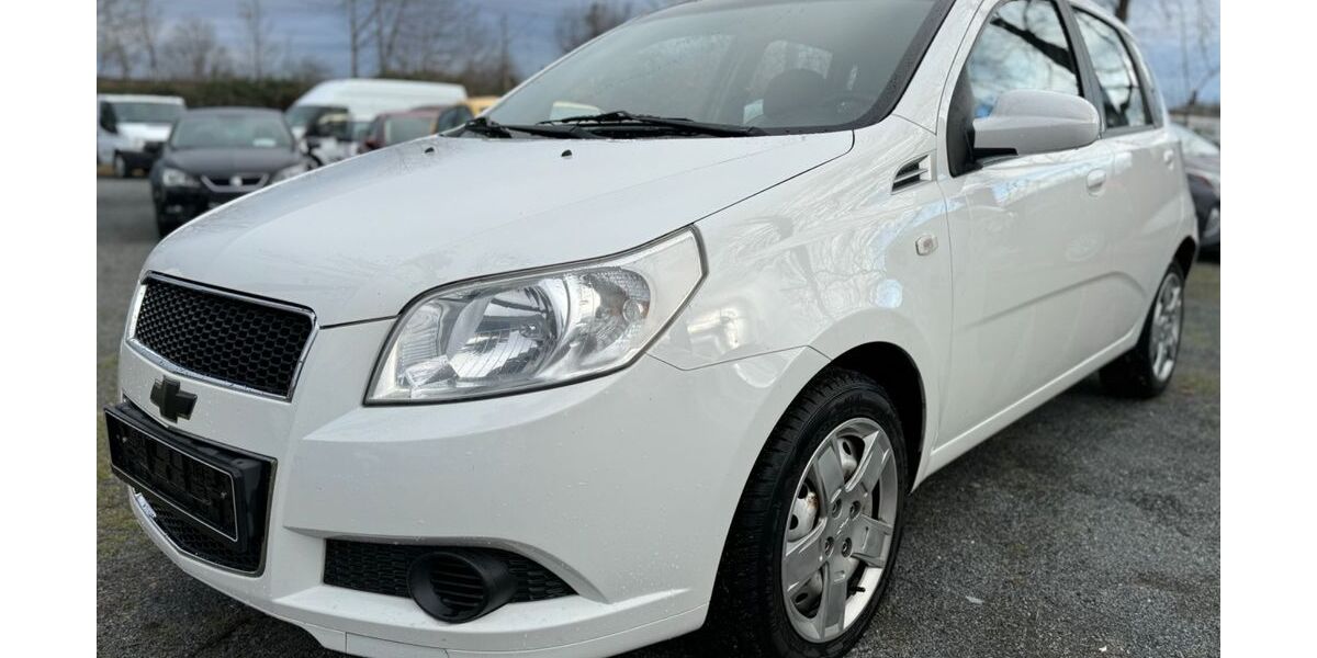 Chevrolet Aveo 83.000 km 2.999 &euro; Dresden 01097