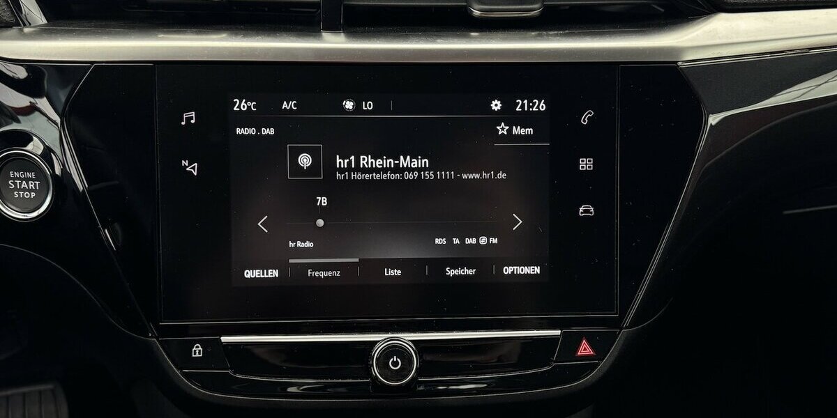 Opel Corsa e 50 kWh Elegance Sitzheizung Carplay LED 30.800 km 16.230 &euro; Lich 35423