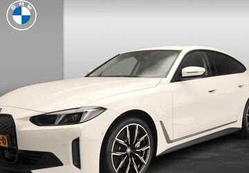 BMW i4 4.000 km 48.900 &euro; Heerenveen 