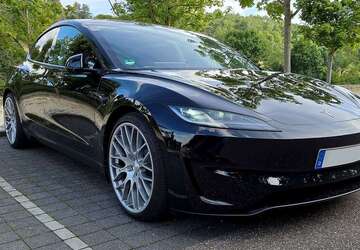 Tesla Model 3 13.000 km 52.499 &euro; Rutesheim 71277