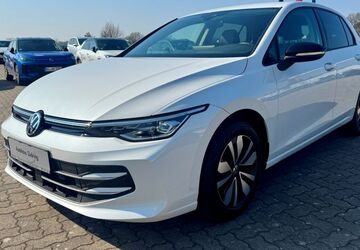 VW Golf 24.951 km 27.698 &euro; Nienburg 31582