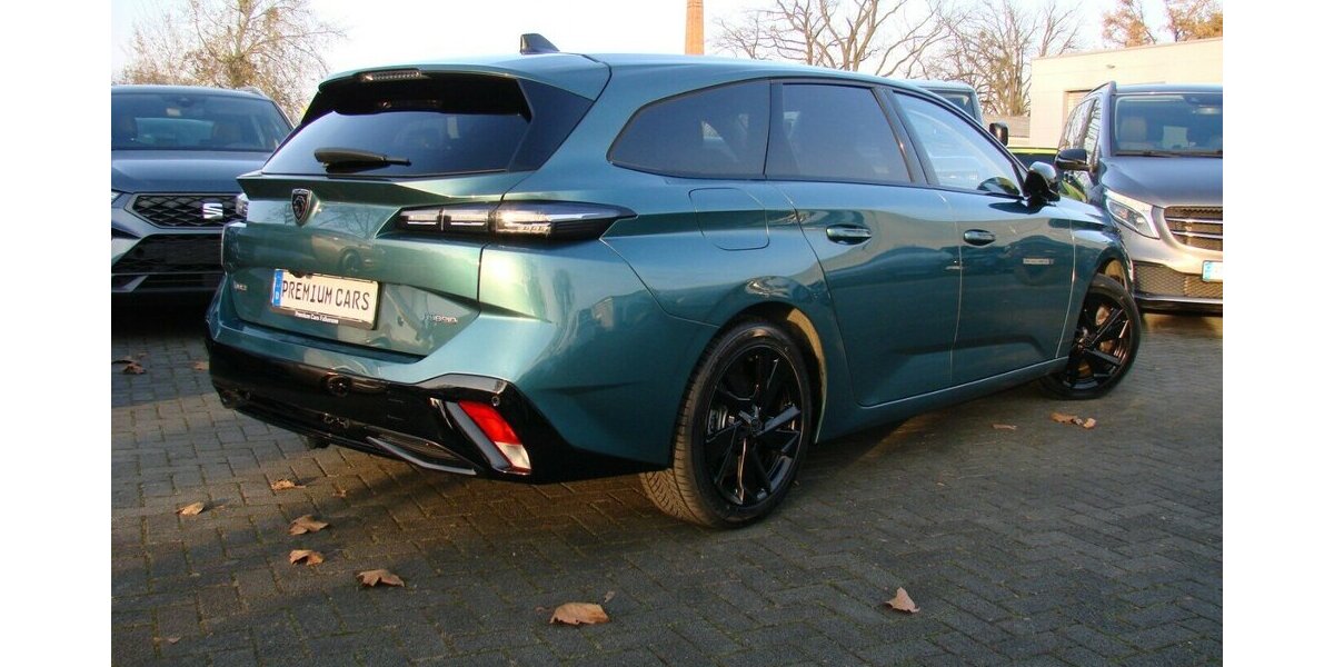 Peugeot 308 SW 1.6 Hybrid Allure Pack HY 180 ACC 360º 44.600 km 21.980 &euro; Falkensee 14612
