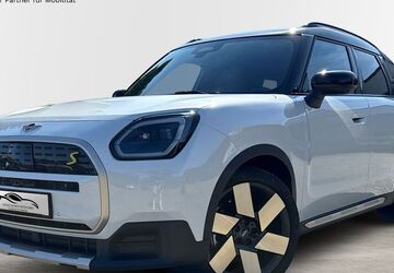 Mini Countryman SE (Cooper) 12.800 km 42.900 &euro; Geretsried - Gelting 82538
