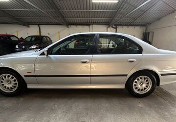 BMW 523 141.000 km 8.000 &euro; Wiesbaden 65195