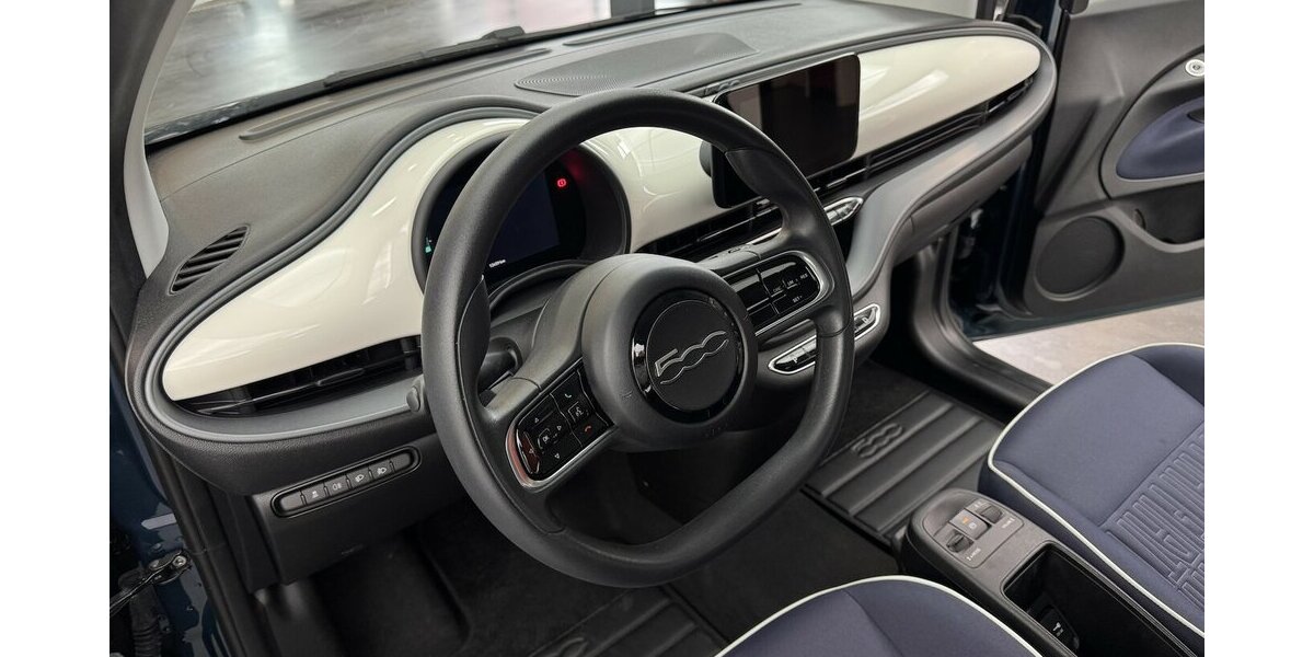 Fiat 500e Action 1. Hand Carplay 12.500 km 14.820 &euro; Lich 35423