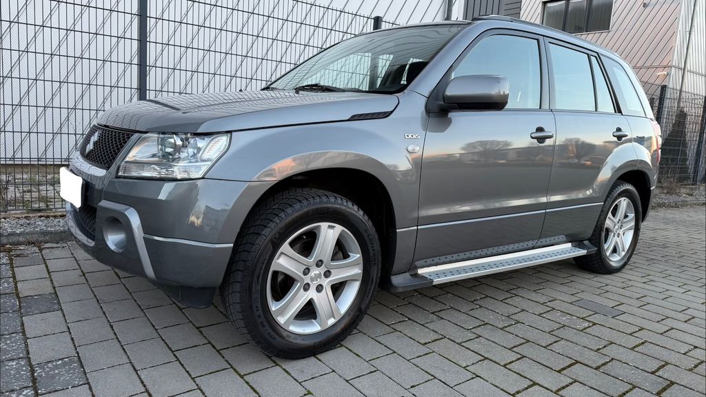 Suzuki Grand Vitara 100.000 km 7.990 &euro; Grafenau 71120