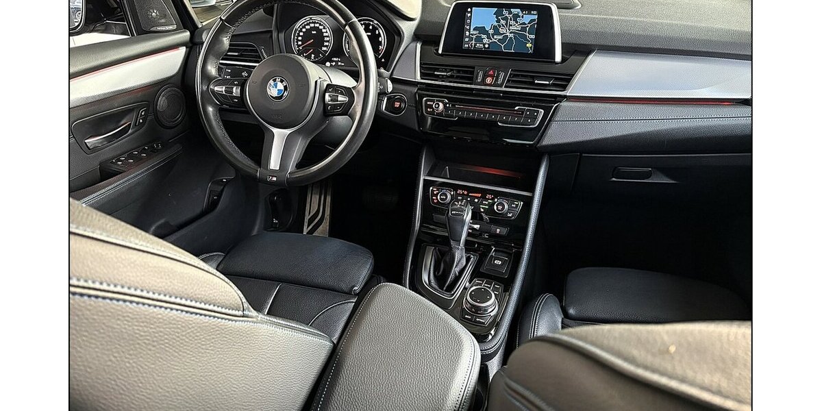 BMW 225 Active Tourer 225xe M Sport iPerformance 51.000 km 17.999 &euro; Stade 21682