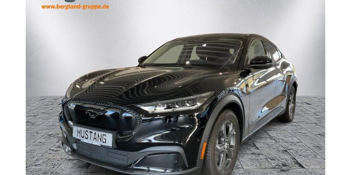 Ford Mustang Mach-E 4.000 km 45.990 &euro; Bergneustadt 51702