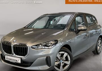 BMW 225 Active Tourer 49.857 km 30.799 &euro; Essen 45141