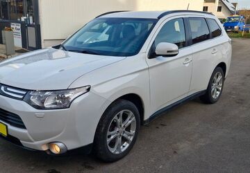 Mitsubishi Outlander 238.000 km 7.400 &euro; Eschweiler 52249