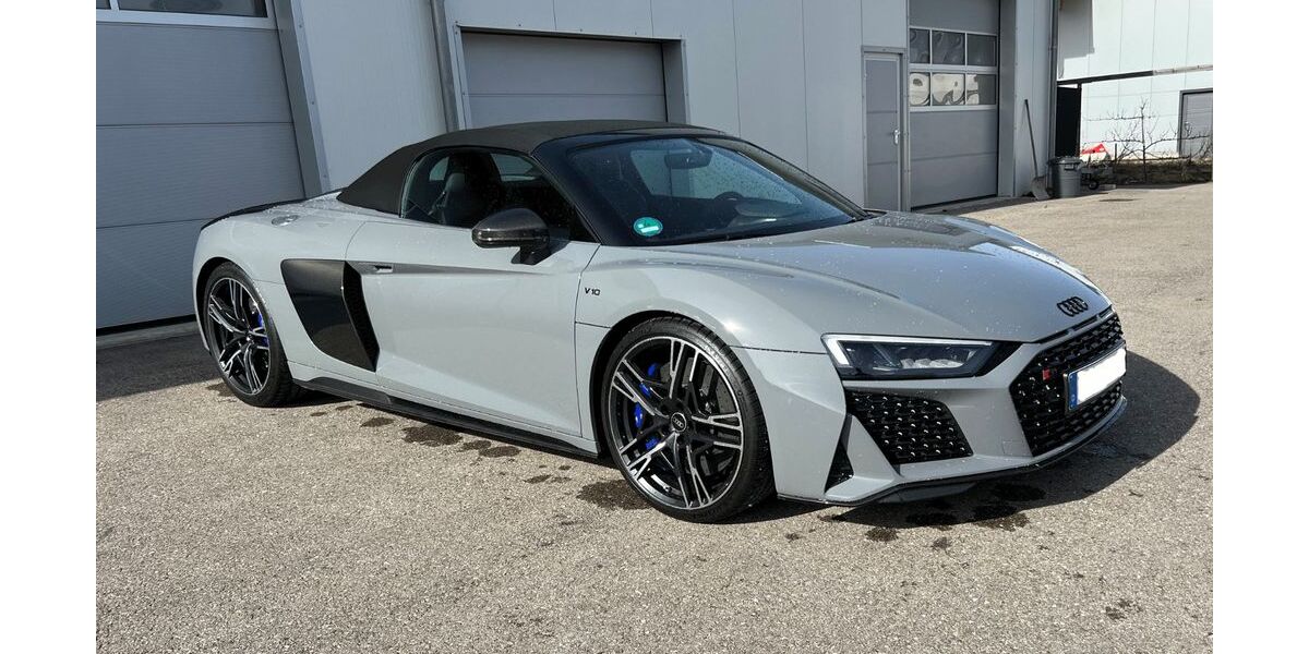 Audi R8 4.300 km 186.500 &euro; Graben 86836