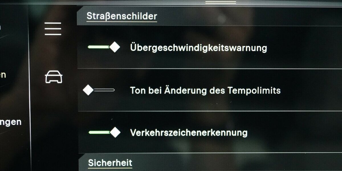 DS Automobiles DS7 Crossback 130 Blue Hdi EAT Opera DS IRIS 39.100 km 31.330 &euro; Lich 35423