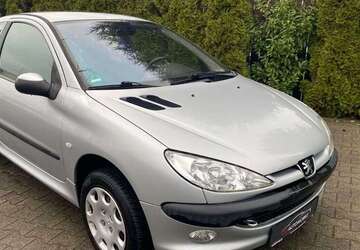 Peugeot 206 111.890 km 2.790 &euro; Oer-Erkenschwick 45739