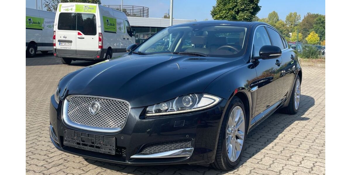Jaguar XF 298.583 km 7.890 &euro; Göttingen 37081