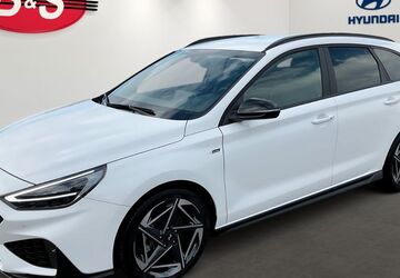Hyundai i30 8.000 km 27.900 &euro; Bad Zwischenahn 26160