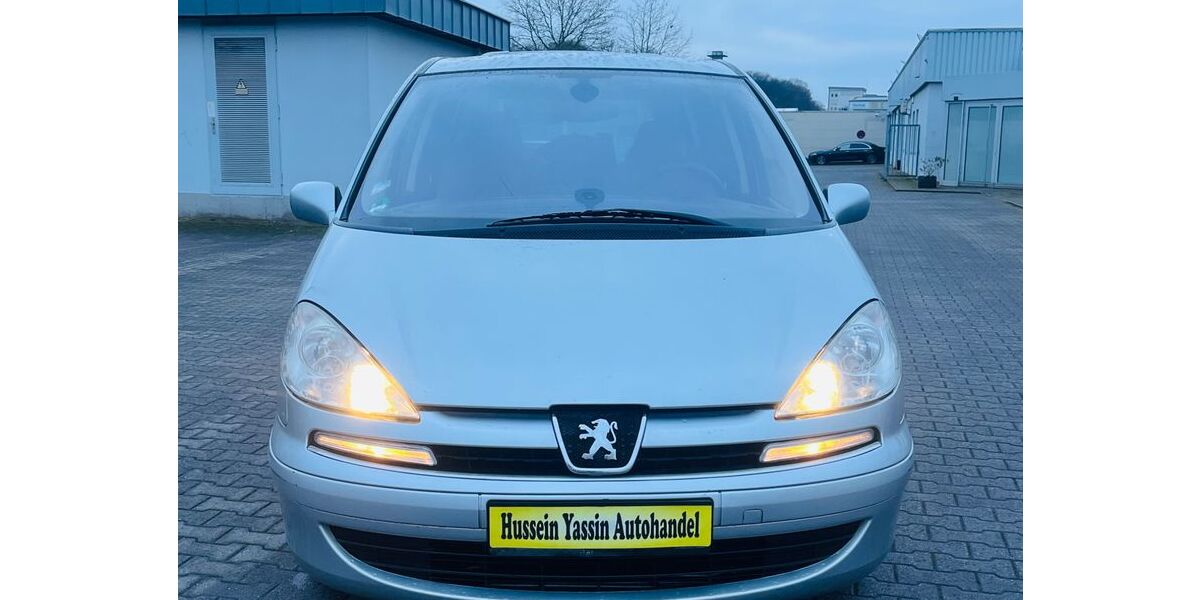 Peugeot 807 226.000 km 2.999 &euro; Dortmund 44147