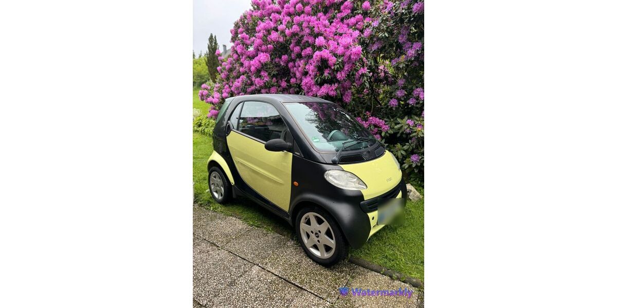 Smart ForTwo 213.643 km 2.000 &euro; Baden-Baden 76532