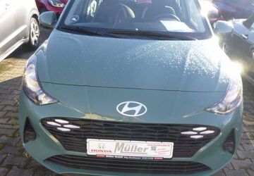 Hyundai i10 4.200 km 14.890 &euro; Ettlingen-Bruchhausen 76275