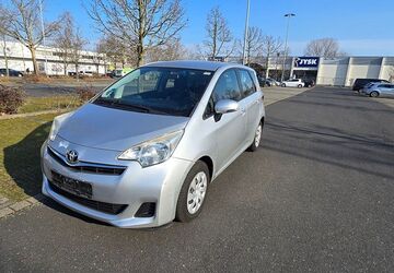 Toyota Verso-S 51.950 km 7.599 &euro; Frankfurt/Main 65933