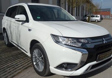Mitsubishi Outlander 111.000 km 19.500 &euro; München 81249