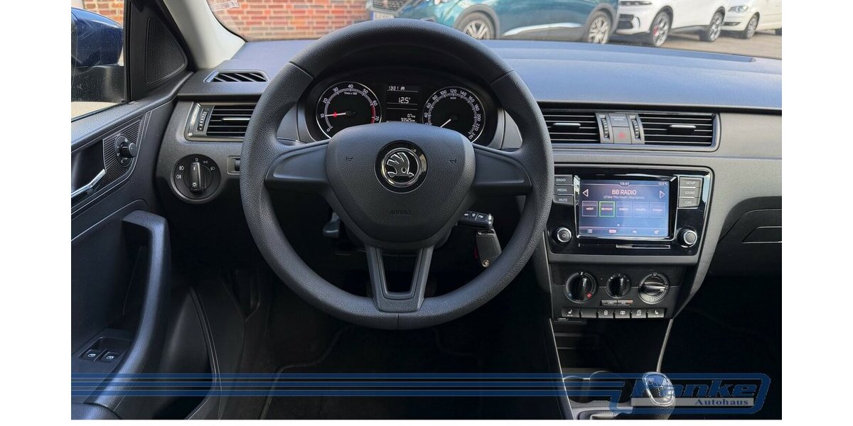 Skoda Rapid Cool*SHZ*PDC*Klima*USB*Touch*1-Hand* 93.530 km 7.990 &euro; Berlin 13187