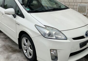 Toyota Prius 198.760 km 5.999 &euro; Rellingen 25462